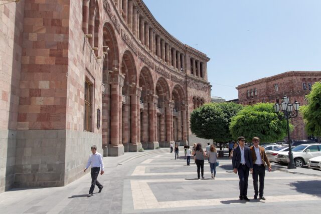 Armenia Visa Guide 2026: Rules, Fees & e-Visa