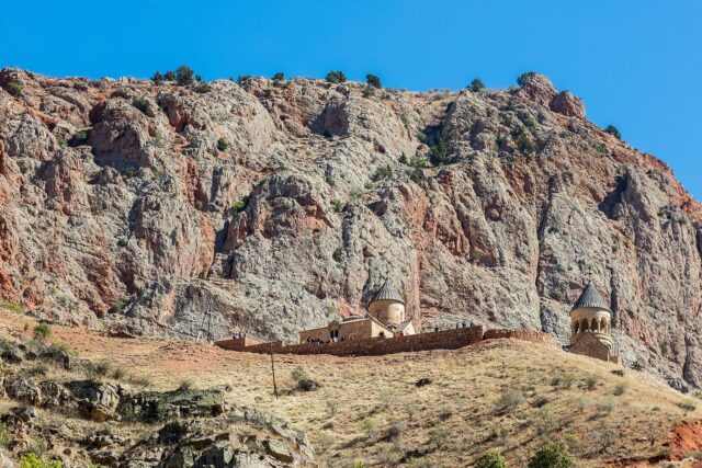 Noravank Monastery: Red-Cliff Gorge Visitor Guide