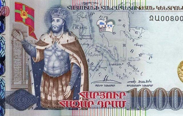 Tipping in Armenia: A Practical Etiquette Guide (2026)